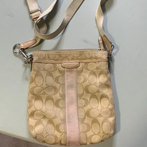 Coach crossbody purse​